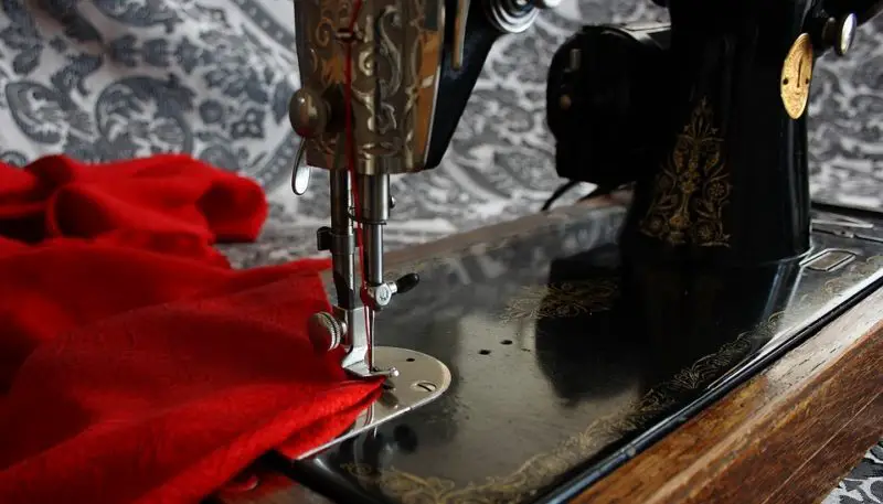 how to gather fabric with a sewing machine
